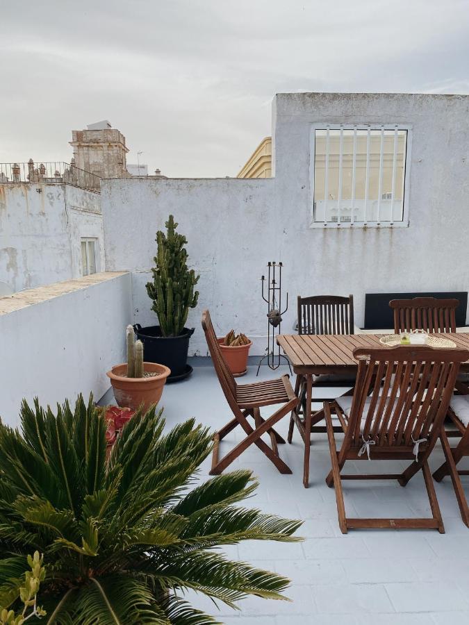 Cool Loft In The Old Town With Rooftop Terrace And Fireplace 타리파 외부 사진