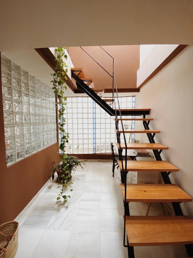 Cool Loft In The Old Town With Rooftop Terrace And Fireplace 타리파 외부 사진